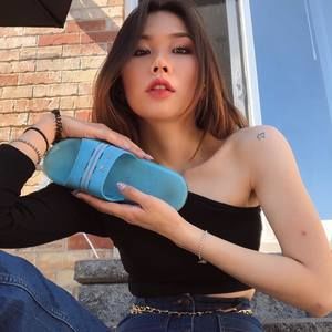 Meet your Posher, Hươngg